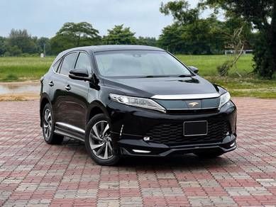 Toyota Harrier LUXURY in Johor Bahru, JHR