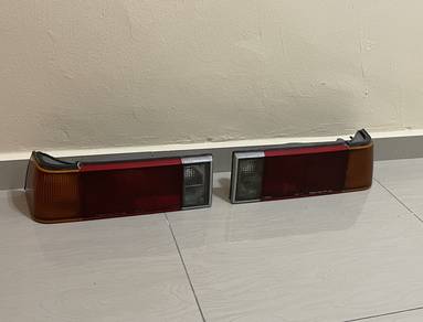 LAMPU BELAKANG Proton Saga Orient