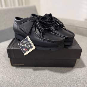 [UK7] Clarks Wallabee GTX Leather Black Vibram
