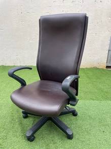 YE73B Kerusi Beroda Ofis Pejabat Office Chair