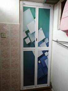 Pintu Tandas Aluminium Bi Fold