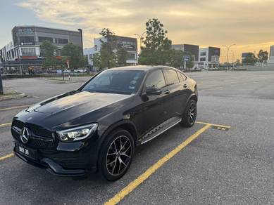 Mercedes Benz GLC300 300E in Shah Alam, SGR