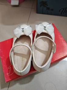kid girl shoe