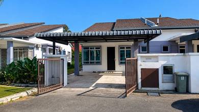 Semi-Detached House For Rent in Telok Panglima Garang,SGR