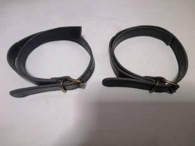 2 Vintage Leather straps