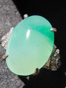 Giok Jadeite Jed Burma Asli Ais Hijau Berbunga
