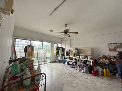 Condominium For Sale in Menara Alpha
