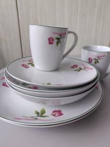 9-Pc Mixed Romanticq by Shane Ceramica Dinnerware