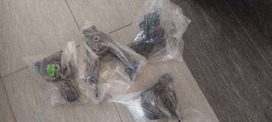 toyota wish engine mounting 1set