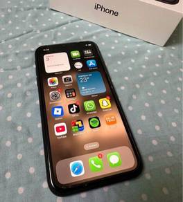 iphone xr 64gb