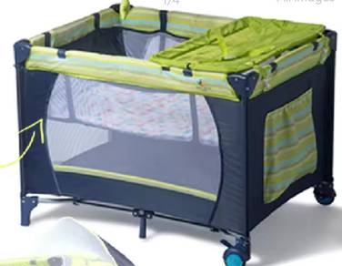 baby cot