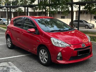 Toyota Prius c (HYBRID) in Seri Kembangan, SGR