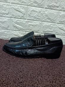 uk8 Bally loafer