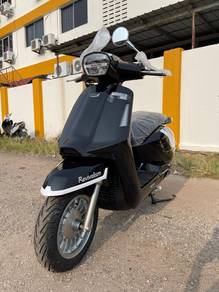 Brixton MOUCCA 250