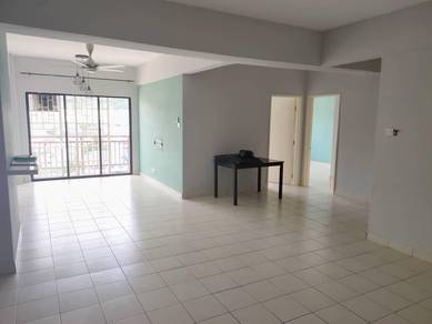 Condominium For Sale in Glen View Villa