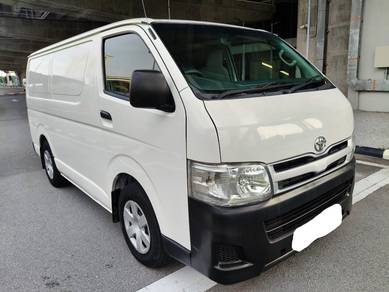 2013 Toyota Hiace