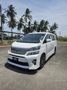 Toyota Vellfire Z GOLDEN EYES in Bachok, KTN