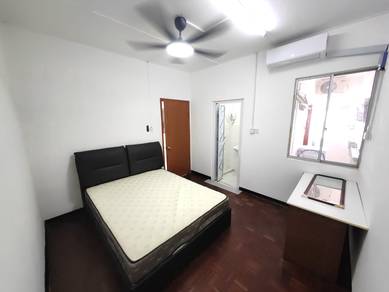 Apartment For Rent in Beverly Hills 3