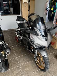 Yamaha YZF-R25