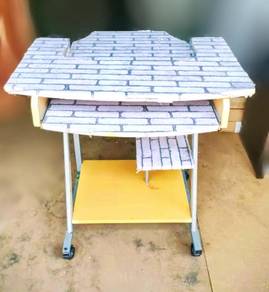 Meja Belajar / Computer Terpakai