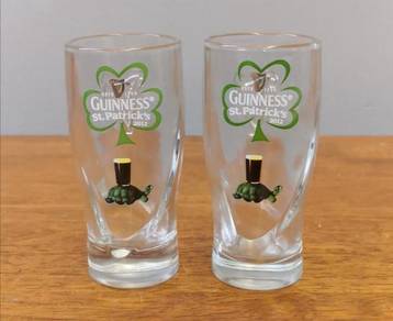 Cawan vintage Guinness st. Patrick's glass cup 2