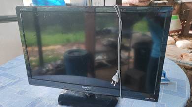 Tv Sharp 32 inci