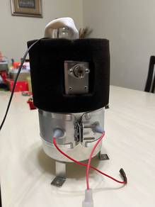 Hot water tank with heater