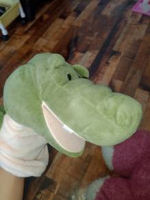 Crocodile hand puppet 
