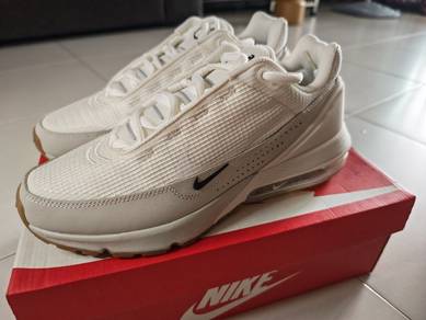 [100% AUTHENTIC] Nike Air Max Pulse "Sail / Guava 