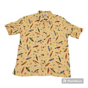 Hawaiian shirt Piko