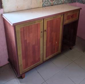 Kitchen Cabinet（move out CLEARANCE）