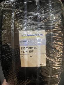 New Tyre 235-60-17C Michelin AGILIS 3 (2224y)