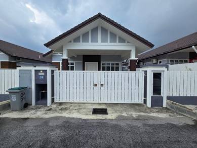 Bungalow House For Sale in Senawang,NSN