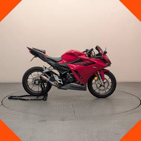 Honda CBR150R