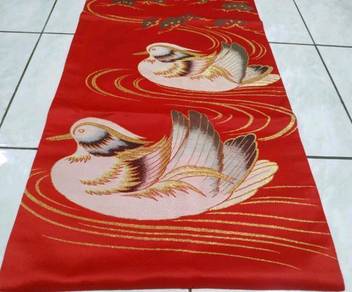 Traditional chinese embroidered manderin duck wall
