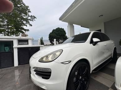 Porsche Cayenne S S HYBRID in Semenyih, SGR
