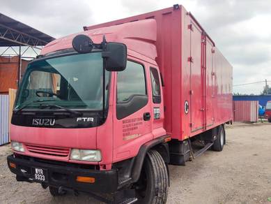 ISUZU FTR33R BOX VAN TAIL LIFT 19000Kg