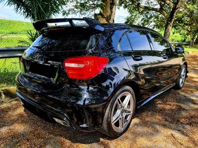Mercedes Benz A200 200 AMG LINE (CBU) in Sungai Besi, KUL