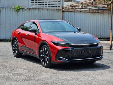 Toyota Crown CROSSOVER RS ADVANCED in Petaling Jaya, SGR