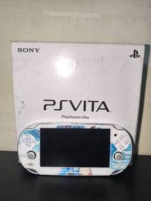 Playstation Vita Hatsune Miku Edition (jepun)