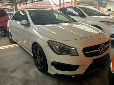 Mercedes Benz CLA200 200 (CBU) in Kajang, SGR