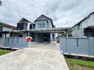 Semi-Detached House For Sale in Kuching,SWK