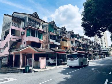 Apartment For Sale in Taman Midah Apartment