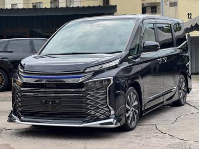 Toyota Voxy S-Z in Sungai Besi, KUL