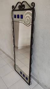 Standing mirror