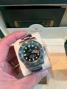 Rolex Submariner 116610LV "The Hulk" 40mm Auto