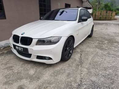 BMW 323i 23i (CKD) in Senawang, NSN