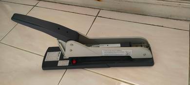 Heavy Duty Stapler