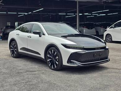 Toyota Crown CROSSOVER RS ADVANCED in Petaling Jaya, SGR