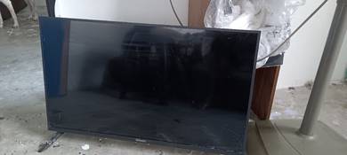 urgentl Normal Tv for sell 32 inchi 
